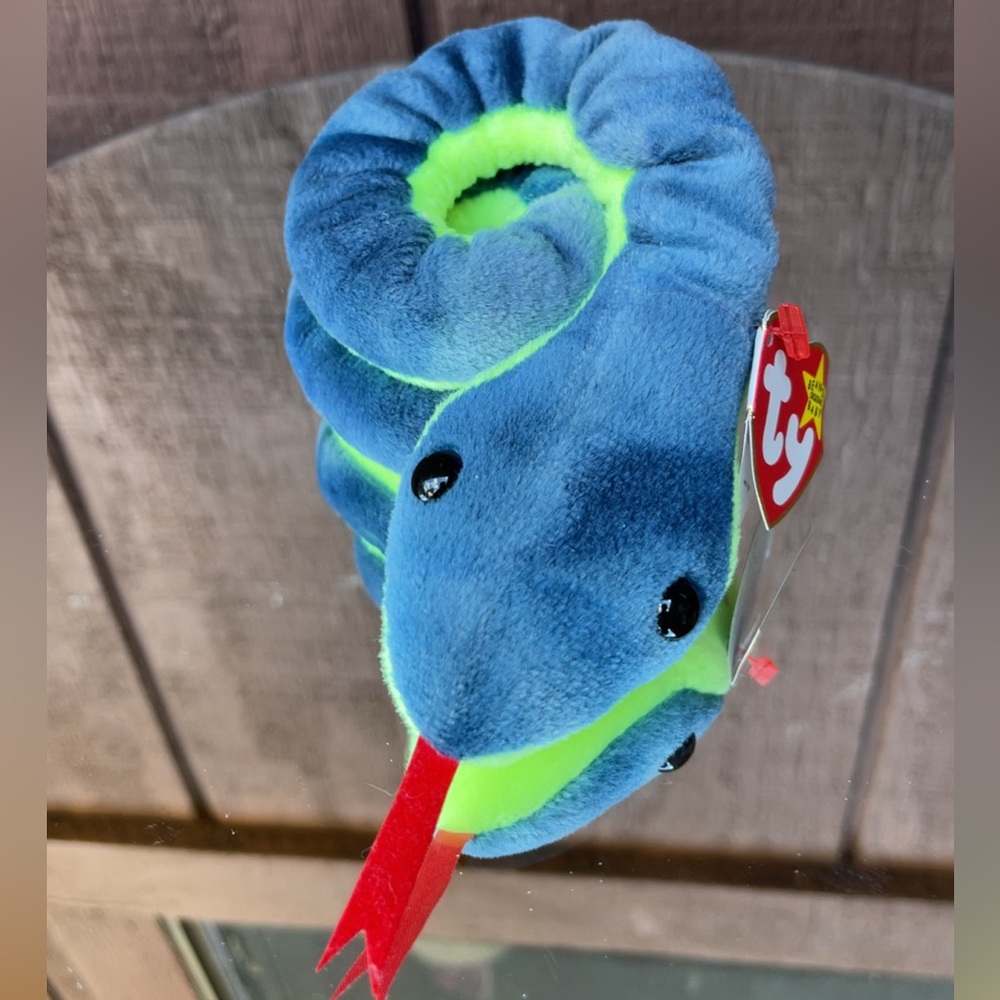 ‘97 - Ty Hissy the Snake Beanie Baby